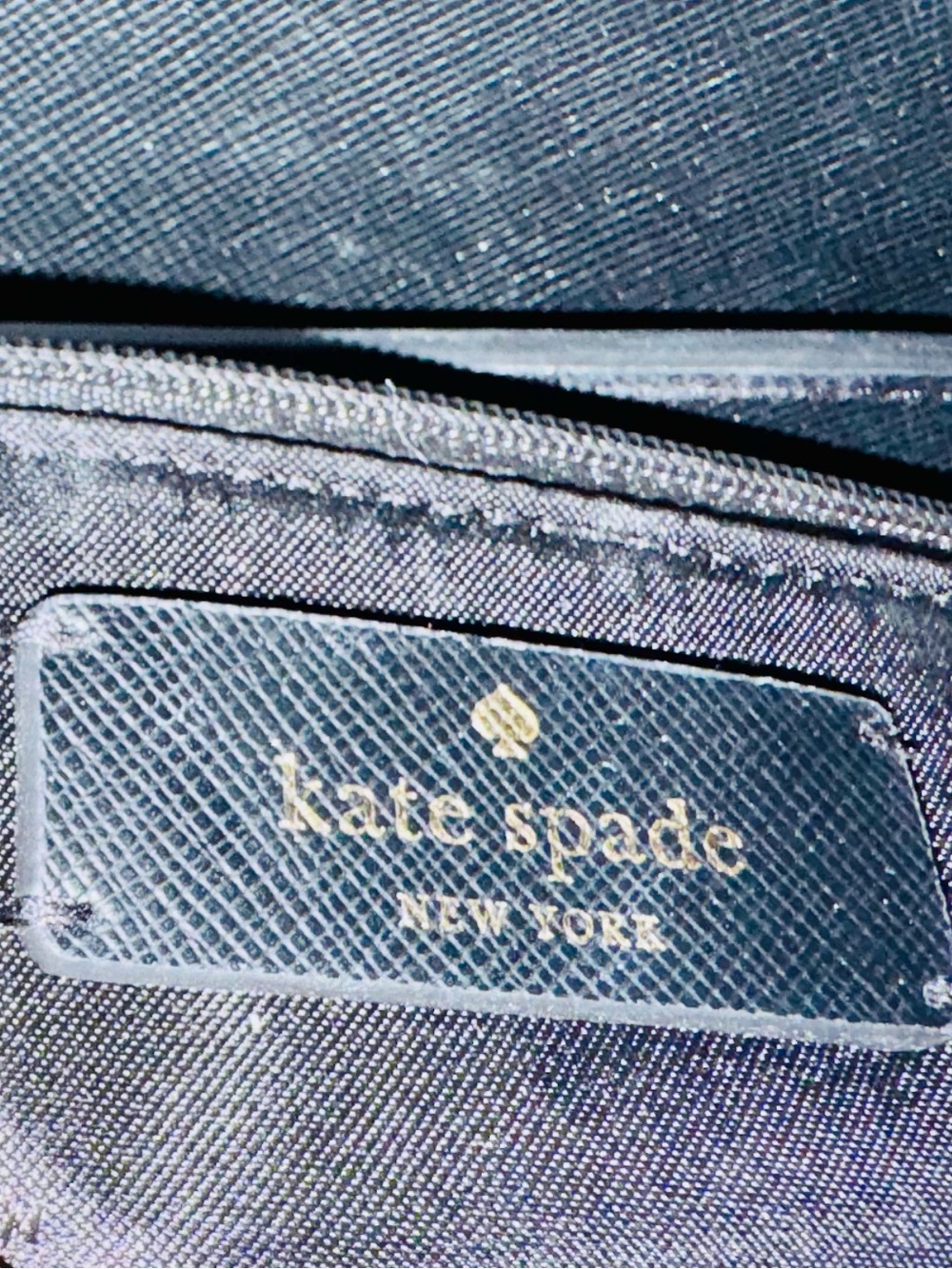 Kate Spade Madison Rose Toss Printed
Saddle Bag style KE533 - sold out at stores - Picture 11 of 15